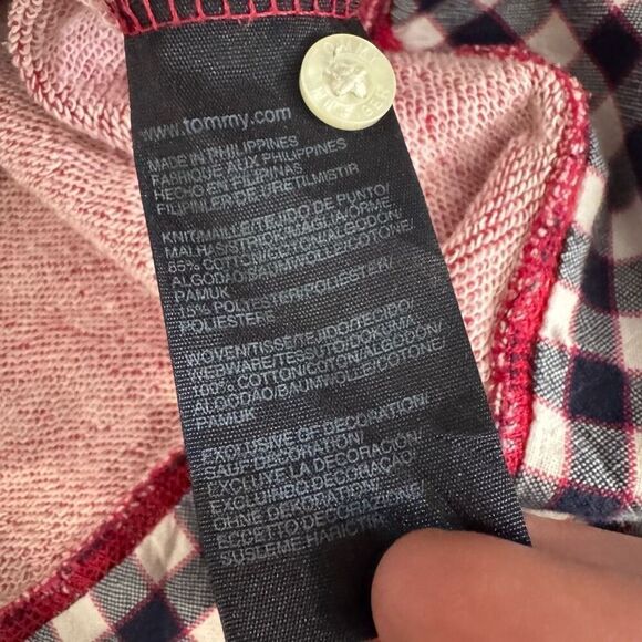 Tommy Hilfiger Women’s Pink Crewneck W Button Undershirt Size Large Preppy - Picture 11 of 12